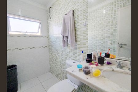 Casa à venda com 446m², 4 quartos e 12 vagas Casa à venda com 446m², 4 quartos e 12 vagasBanheiro da Suíte 2