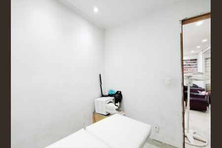 Casa à venda com 446m², 4 quartos e 12 vagas Casa à venda com 446m², 4 quartos e 12 vagasQuarto 6