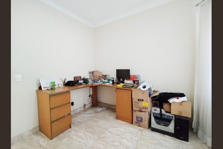 Casa à venda com 446m², 4 quartos e 12 vagas Casa à venda com 446m², 4 quartos e 12 vagasQuarto 5