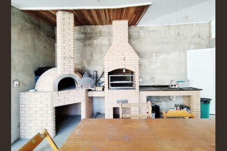 Casa à venda com 446m², 4 quartos e 12 vagas Casa à venda com 446m², 4 quartos e 12 vagasChurrasqueira