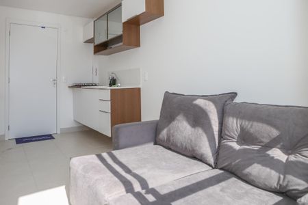 Apartamento à venda com 27m², 1 quarto e sem vaga Apartamento à venda com 27m², 1 quarto e sem vagaSala