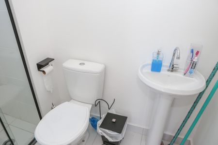 Apartamento à venda com 27m², 1 quarto e sem vaga Apartamento à venda com 27m², 1 quarto e sem vagaBanheiro da Suíte