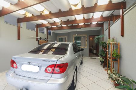 Casa à venda com 160m², 3 quartos e 2 vagas Casa à venda com 160m², 3 quartos e 2 vagasGaragem