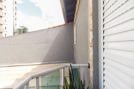 Casa à venda com 160m², 3 quartos e 2 vagas Casa à venda com 160m², 3 quartos e 2 vagasSuíte - Varanda