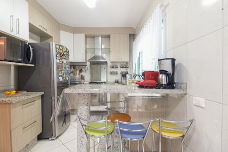 Casa à venda com 160m², 3 quartos e 2 vagas Casa à venda com 160m², 3 quartos e 2 vagasCozinha