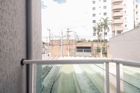 Casa à venda com 160m², 3 quartos e 2 vagas Casa à venda com 160m², 3 quartos e 2 vagasSuíte - Varanda