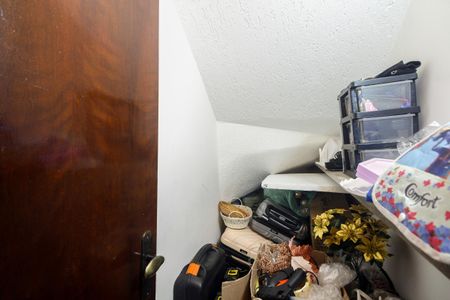 Casa à venda com 160m², 3 quartos e 2 vagas Casa à venda com 160m², 3 quartos e 2 vagasDispensa/Lavabo