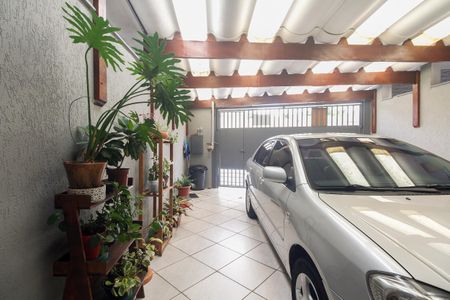 Casa à venda com 160m², 3 quartos e 2 vagas Casa à venda com 160m², 3 quartos e 2 vagasGaragem