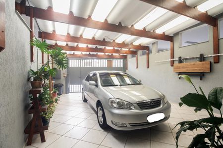 Casa à venda com 160m², 3 quartos e 2 vagas Casa à venda com 160m², 3 quartos e 2 vagasGaragem