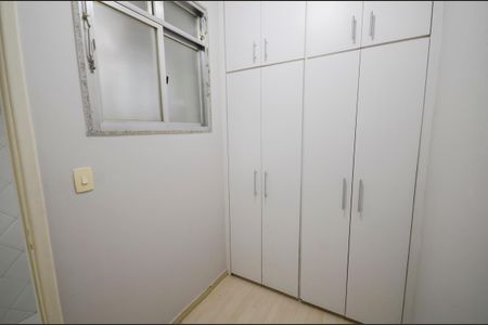 Apartamento à venda com 77m², 2 quartos e 1 vagaQuarto de Serviço