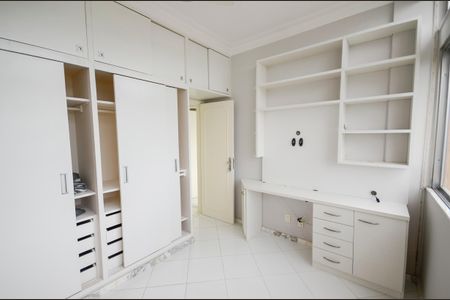 Apartamento à venda com 77m², 2 quartos e 1 vagaQuarto 1