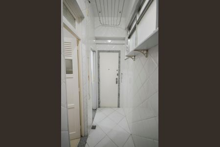 Apartamento à venda com 77m², 2 quartos e 1 vagaÁrea de Serviço