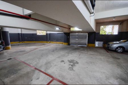 Apartamento à venda com 77m², 2 quartos e 1 vagaGaragem