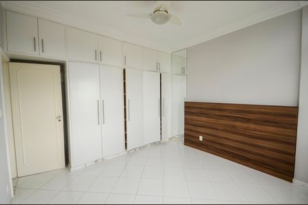 Apartamento à venda com 77m², 2 quartos e 1 vagaQuarto 2