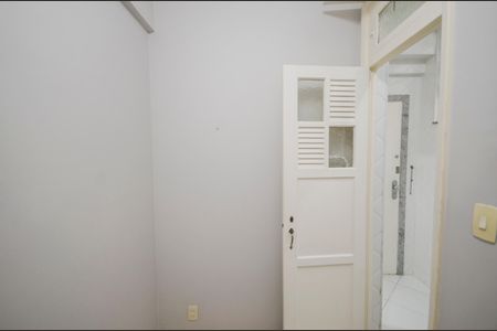 Apartamento à venda com 77m², 2 quartos e 1 vagaQuarto de Serviço