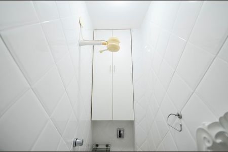 Apartamento à venda com 77m², 2 quartos e 1 vagaBanheiro de Serviço