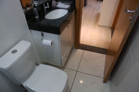 Apartamento à venda com 65m², 3 quartos e 1 vagaBanheiro 1 