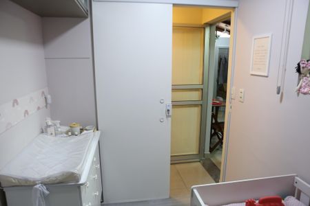 Apartamento à venda com 65m², 3 quartos e 1 vagaQuarto 2 