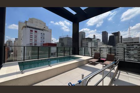 Studio para alugar com 27m², 1 quarto e sem vagaÁrea comum - Piscina