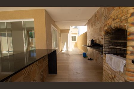 Casa de condomínio à venda com 320m², 4 quartos e 2 vagas Casa de condomínio à venda com 320m², 4 quartos e 2 vagasÁrea Gourmet