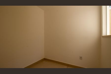 Casa de condomínio à venda com 320m², 4 quartos e 2 vagas Casa de condomínio à venda com 320m², 4 quartos e 2 vagasQuarto de Serviço