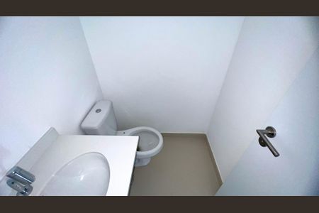 Apartamento para alugar com 195m², 4 quartos e 3 vagas Apartamento para alugar com 195m², 4 quartos e 3 vagasLavabo