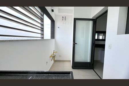 Apartamento para alugar com 195m², 4 quartos e 3 vagas Apartamento para alugar com 195m², 4 quartos e 3 vagasÁrea de Serviço