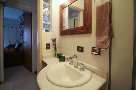 Apartamento à venda com 85m², 3 quartos e 1 vaga Apartamento à venda com 85m², 3 quartos e 1 vagaBanheiro 2