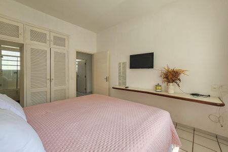 Apartamento para alugar com 161m², 4 quartos e 1 vaga Apartamento para alugar com 161m², 4 quartos e 1 vagaSuite 2