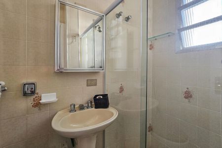 Apartamento para alugar com 161m², 4 quartos e 1 vaga Apartamento para alugar com 161m², 4 quartos e 1 vagaBanheiro da suíte 1