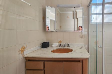 Apartamento para alugar com 161m², 4 quartos e 1 vaga Apartamento para alugar com 161m², 4 quartos e 1 vagaBanheiro