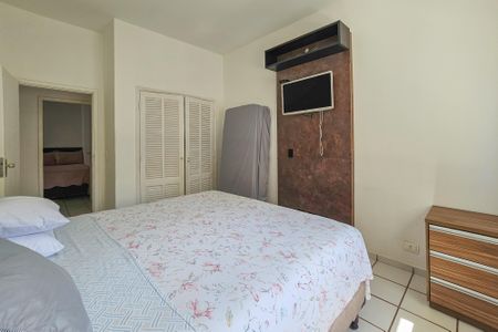 Apartamento para alugar com 161m², 4 quartos e 1 vaga Apartamento para alugar com 161m², 4 quartos e 1 vagaQuarto 1