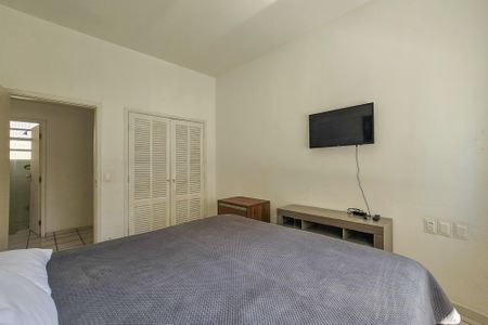 Apartamento para alugar com 161m², 4 quartos e 1 vaga Apartamento para alugar com 161m², 4 quartos e 1 vagaQuarto 2