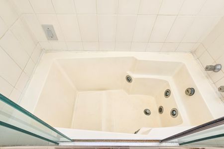 Apartamento para alugar com 161m², 4 quartos e 1 vaga Apartamento para alugar com 161m², 4 quartos e 1 vagaBanheiro da suíte 2