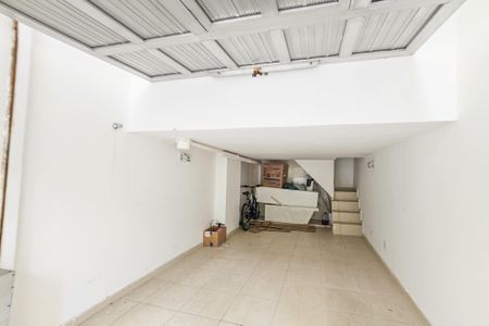 Apartamento para alugar com 161m², 4 quartos e 1 vaga Apartamento para alugar com 161m², 4 quartos e 1 vagaGaragem