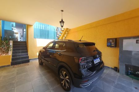 Casa à venda com 275m², 3 quartos e 2 vagasGaragem