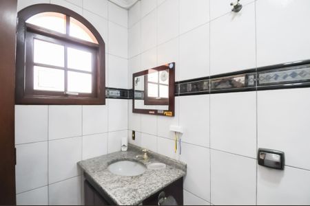Casa à venda com 275m², 3 quartos e 2 vagasBanheiro da Suíte 3