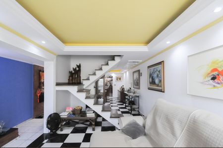 Casa à venda com 275m², 3 quartos e 2 vagasSala