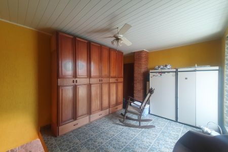 Casa à venda com 275m², 3 quartos e 2 vagasEdícula - sala