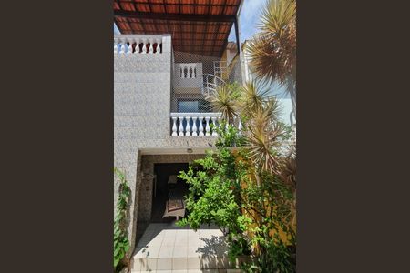 Casa à venda com 275m², 3 quartos e 2 vagasEdícula