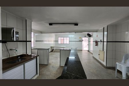 Apartamento para alugar com 58m², 2 quartos e 1 vagaÁrea comum - Salão de festas