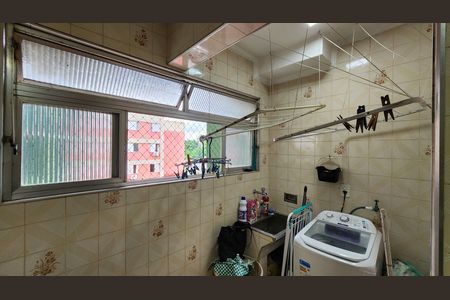 Apartamento para alugar com 58m², 2 quartos e 1 vagaÁrea de Serviço