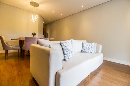 Apartamento à venda com 101m², 2 quartos e 2 vagasSala