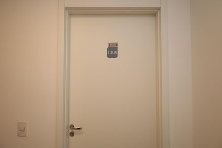 Apartamento à venda com 36m², 2 quartos e sem vagaPorta do apartamento