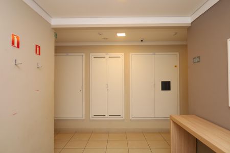 Apartamento à venda com 36m², 2 quartos e sem vagaÁrea comum - Saguão do prédio