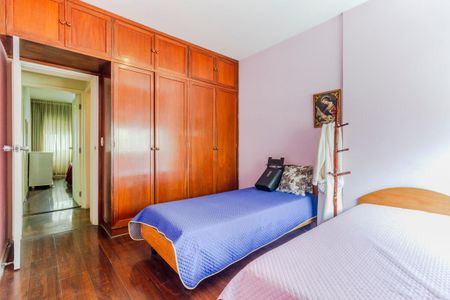 Apartamento à venda com 123m², 3 quartos e 1 vagaQuarto 2