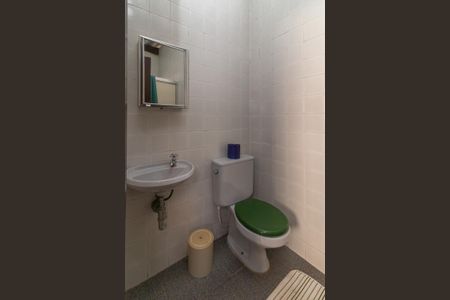 Casa à venda com 400m², 4 quartos e 5 vagasBanheiro 2