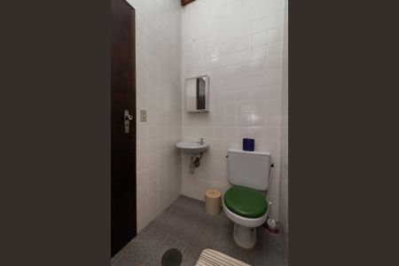 Casa à venda com 400m², 4 quartos e 5 vagasBanheiro 2