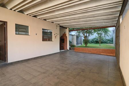 Casa à venda com 400m², 4 quartos e 5 vagasQuintal