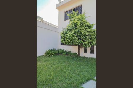 Casa à venda com 400m², 4 quartos e 5 vagasFachada